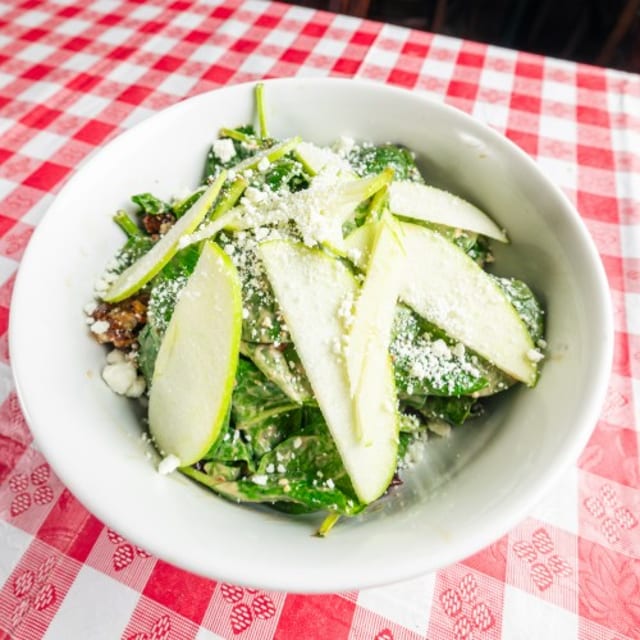 BABY SPINACH SALAD.